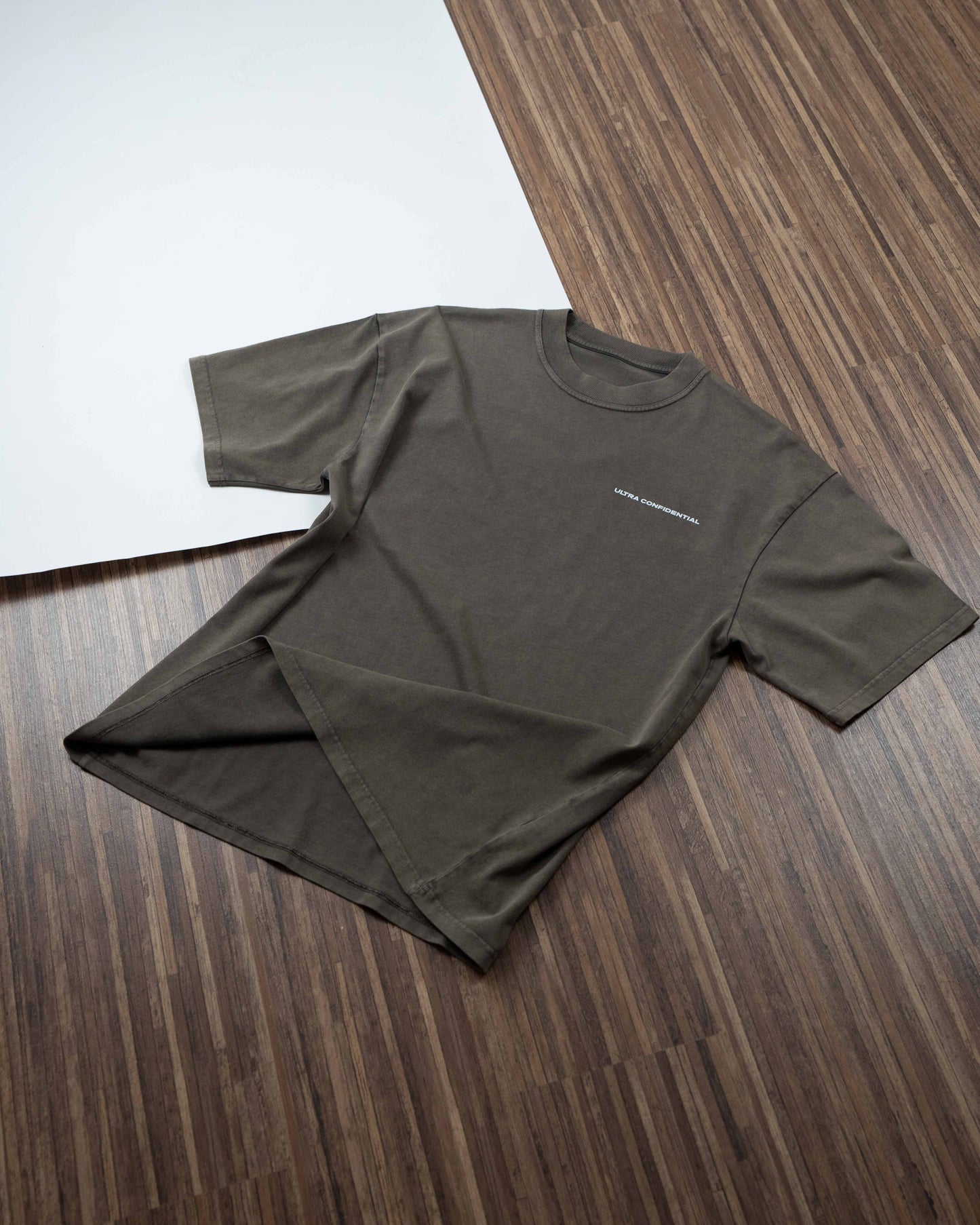 T-Shirt - Ultra Confidential - Brown